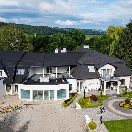Dwor Wapowce Hotell Exteriör bild