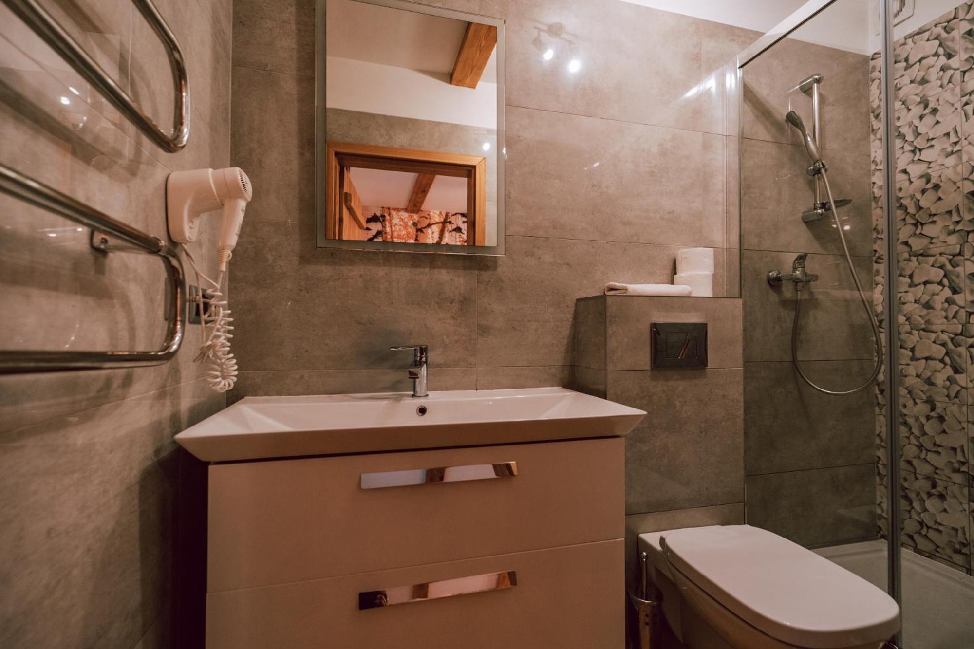 Dwor Wapowce Hotell Exteriör bild